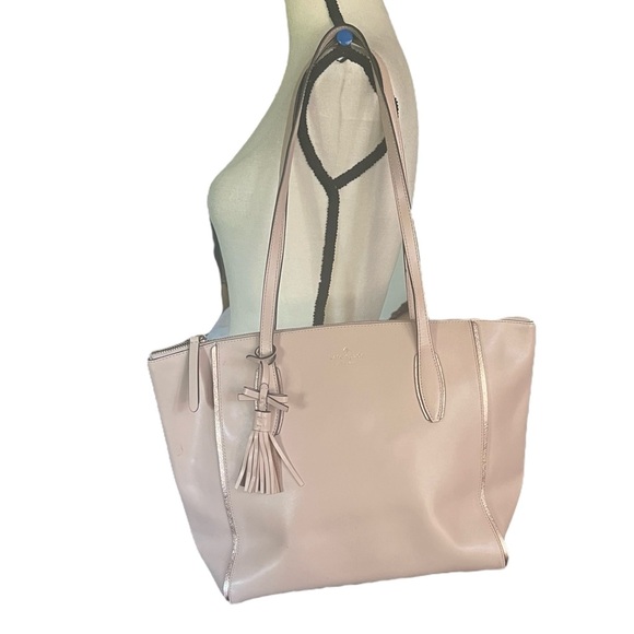Kate Spade New York Leather “Kali” pinkish beige ,gold trim Shoulder Handbag. - Picture 1 of 14